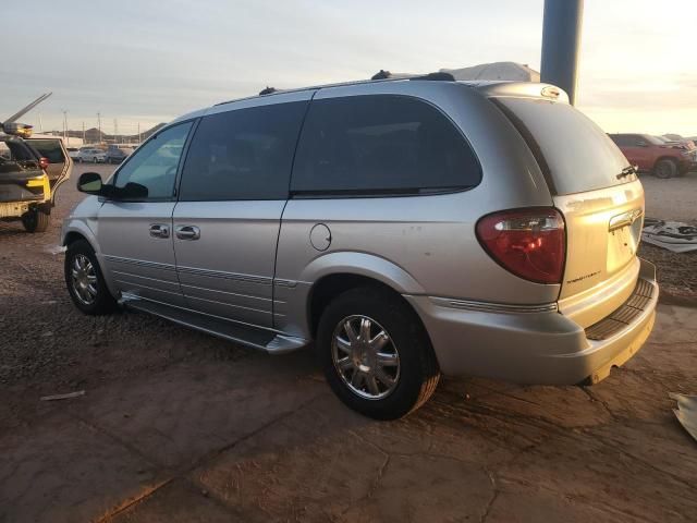 2005 Chrysler Town & Country Limited