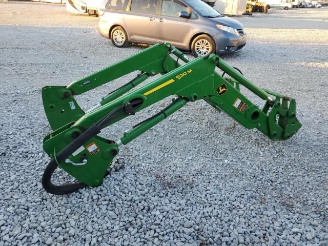 2021 John Deere 520M