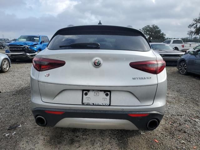 2018 Alfa Romeo Stelvio Sport