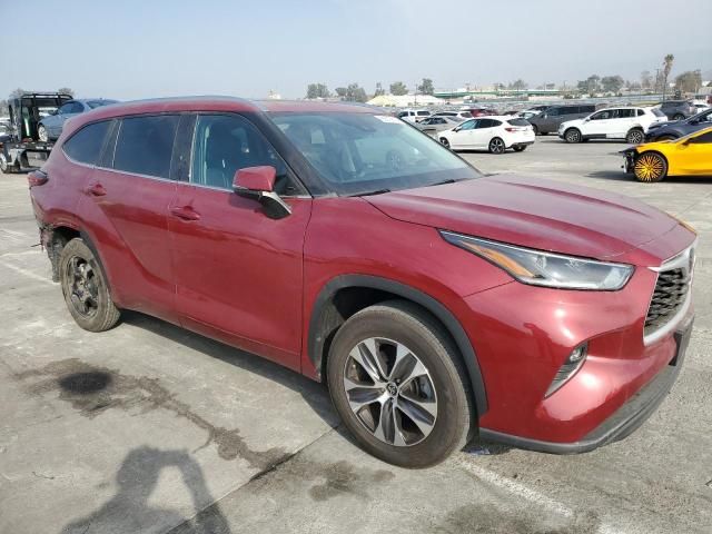 2021 Toyota Highlander XLE