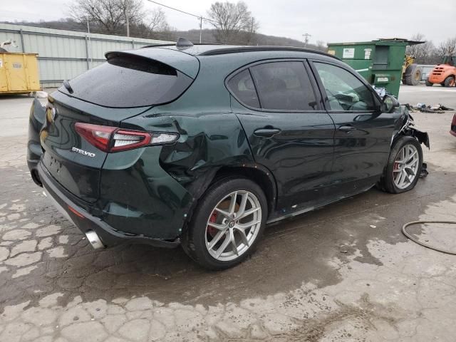 2018 Alfa Romeo Stelvio Sport