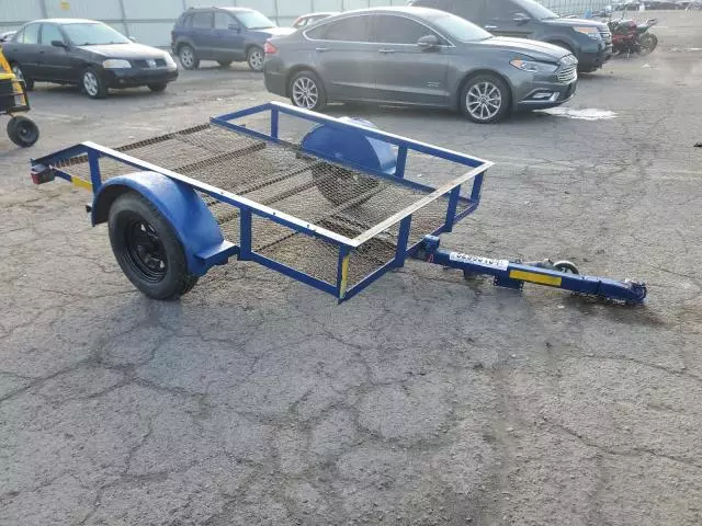 2000 Road Trailer