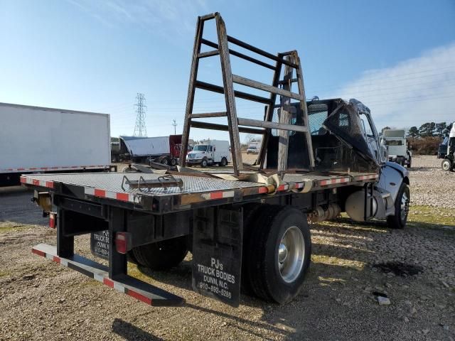 2018 Peterbilt 337