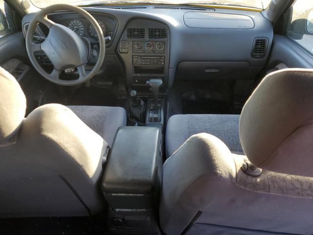 1997 Nissan Pathfinder LE