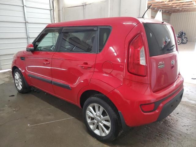 2013 KIA Soul +