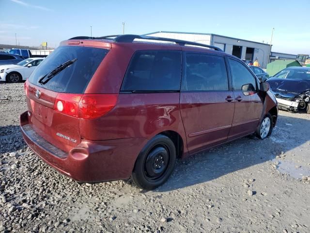 2006 Toyota Sienna XLE