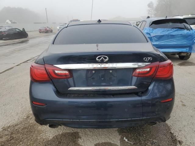 2017 Infiniti Q70 3.7