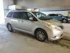 2016 Toyota Sienna XLE