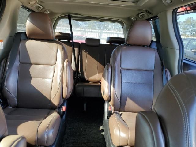 2016 Toyota Sienna XLE