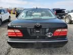 2000 Mercedes-Benz E 320