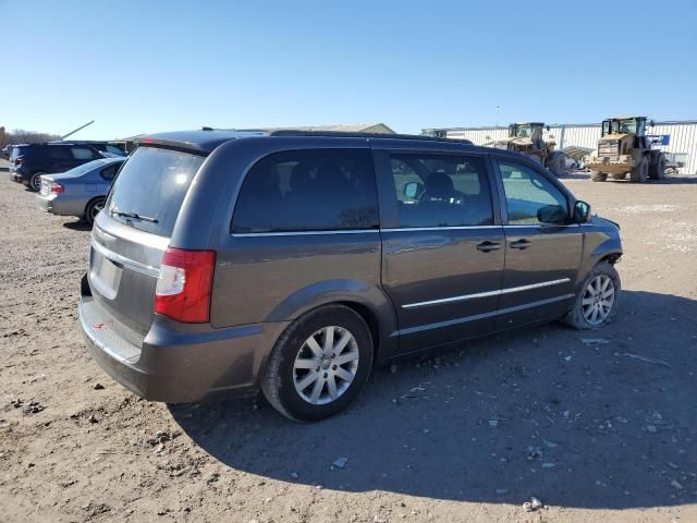 2016 Chrysler Town & Country Touring