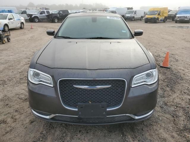 2017 Chrysler 300 Limited