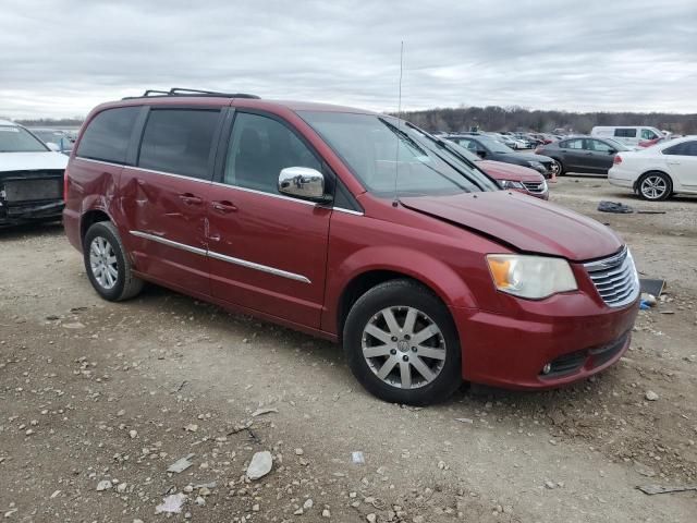 2011 Chrysler Town & Country Touring L