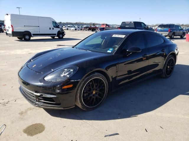 2017 Porsche Panamera 2