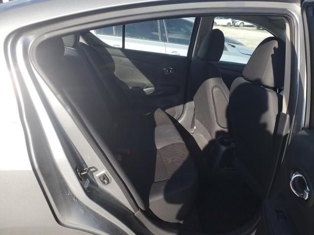 2013 Nissan Versa S