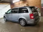 2009 Chrysler Town & Country Touring