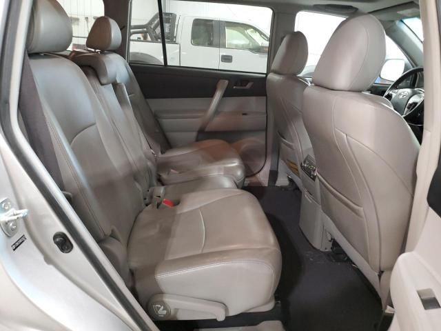 2013 Toyota Highlander Base