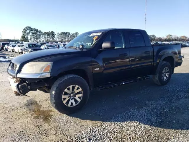 2006 Mitsubishi Raider Durocross