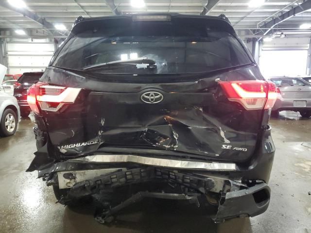 2017 Toyota Highlander SE