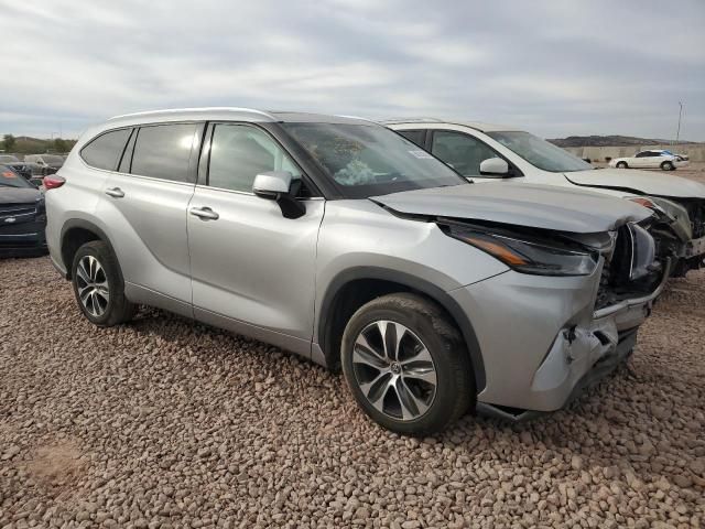 2021 Toyota Highlander XLE