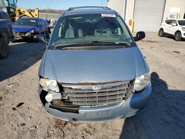 2006 Chrysler Town & Country Touring