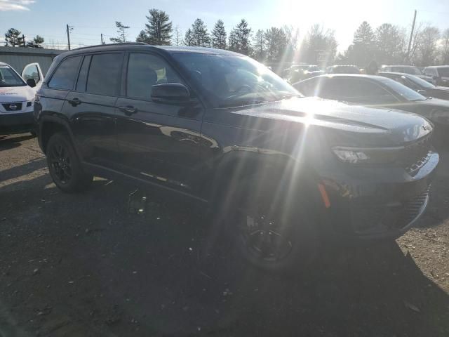 2024 Jeep Grand Cherokee Laredo