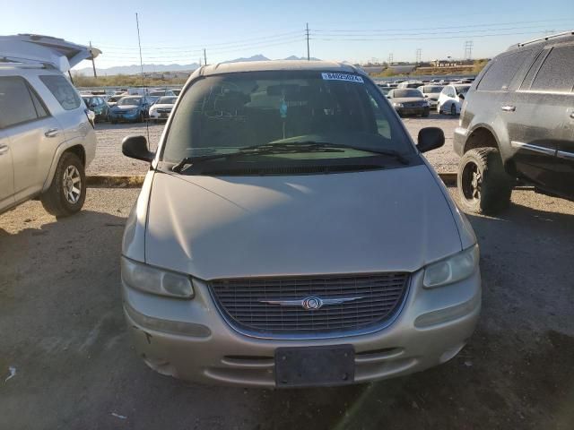 1999 Chrysler Town & Country LX