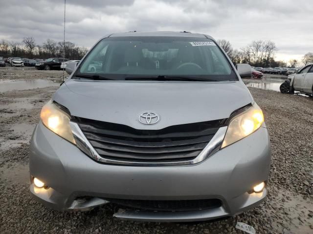 2011 Toyota Sienna XLE