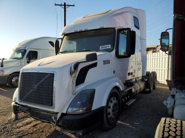 2014 Volvo VN VNL