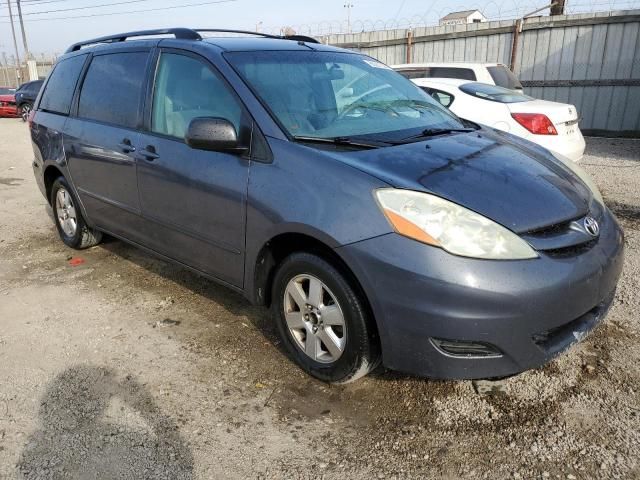 2006 Toyota Sienna CE