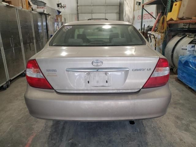 2004 Toyota Camry LE