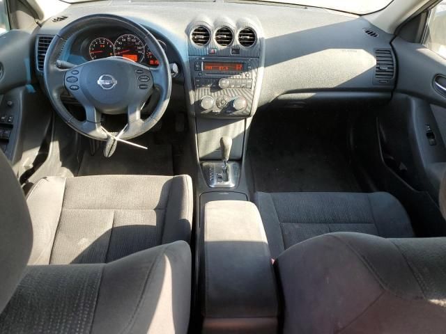 2010 Nissan Altima Base