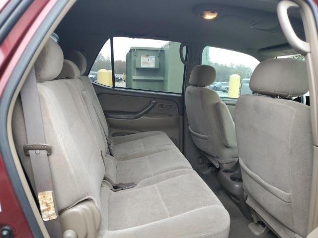 2004 Toyota Sequoia SR5