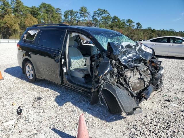 2012 Toyota Sienna LE