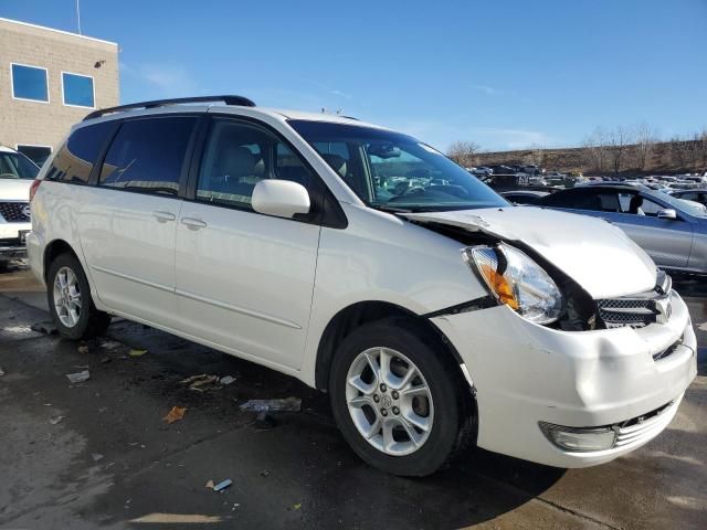 2004 Toyota Sienna XLE