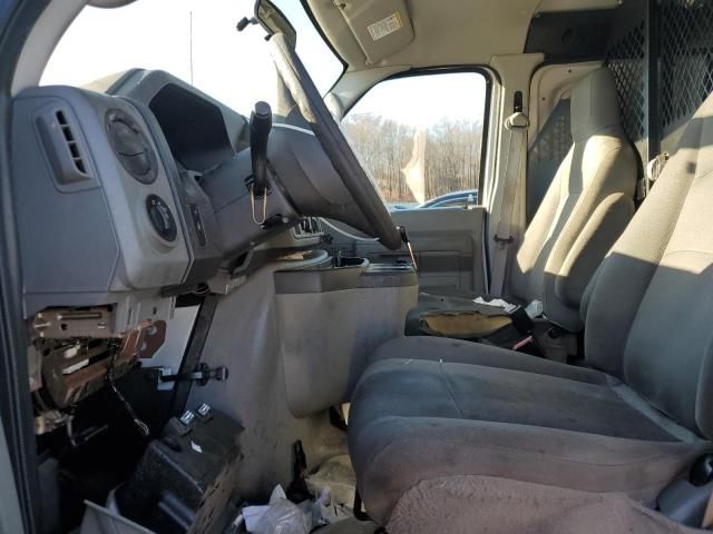 2013 Ford Econoline E250 Van