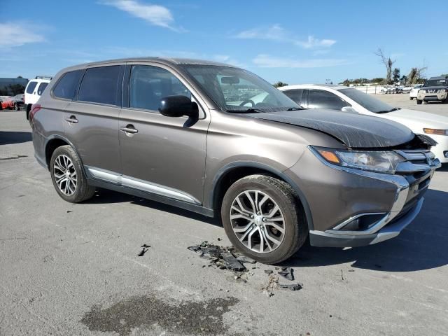 2017 Mitsubishi Outlander ES