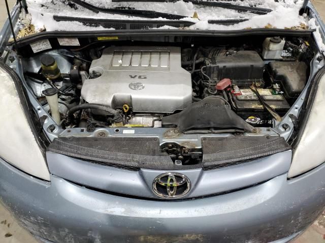 2007 Toyota Sienna XLE