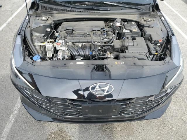 2022 Hyundai Elantra SEL