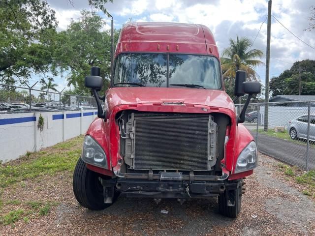 2015 Freightliner Cascadia 125