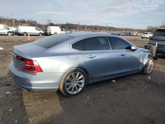 2018 Volvo S90 T6 Momentum