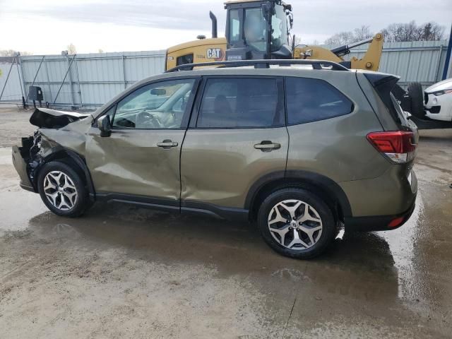 2024 Subaru Forester Premium