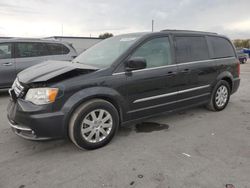 Chrysler Vehiculos salvage en venta: 2016 Chrysler Town & Country Touring