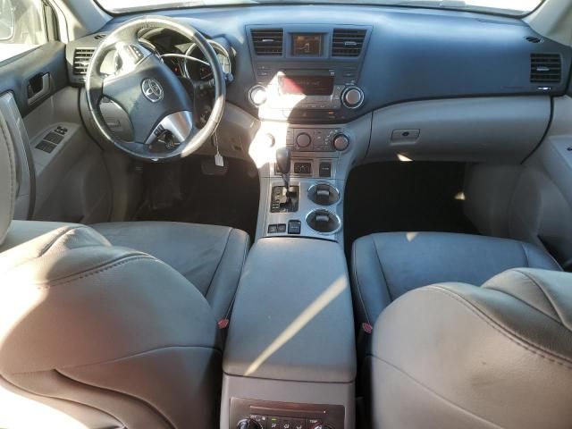 2011 Toyota Highlander Base