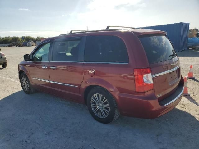 2014 Chrysler Town & Country Touring L