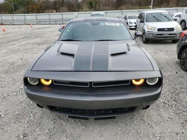 2016 Dodge Challenger SXT