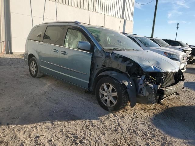 2010 Chrysler Town & Country Touring