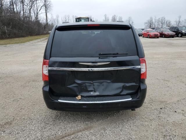 2012 Chrysler Town & Country Touring