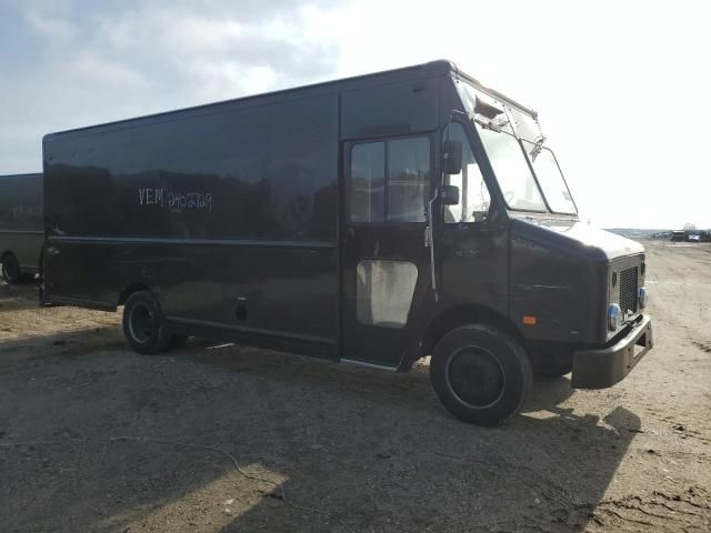 2009 Freightliner Chassis M Line WALK-IN Van