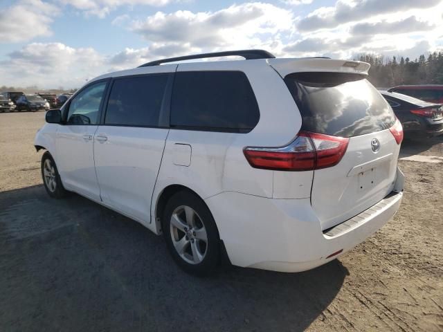 2015 Toyota Sienna LE